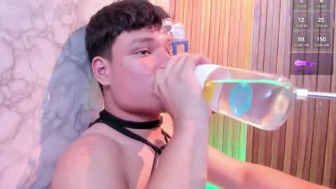 Andrew online show from September 2025 10:35:02 PM