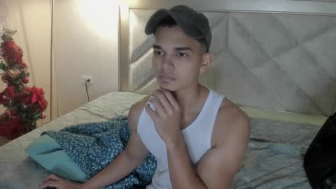 andrewrush_ online show from November 2025 07:29:01 PM