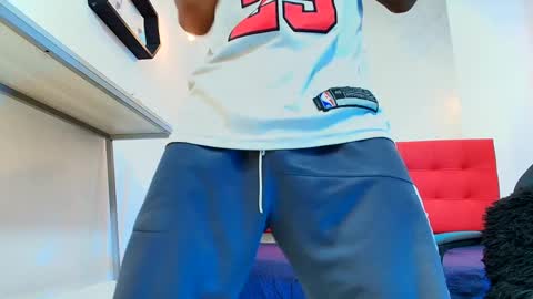   online show from September 2025 08:21:02 PM