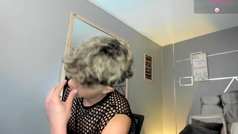      online show from February 2025 01:19:01 PM