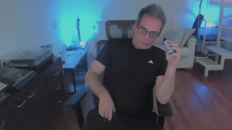 Snapshot of andy0pandi chatting on April 2026 05:29:01 PM Andrew online show from April 2026 05:29:01 PM