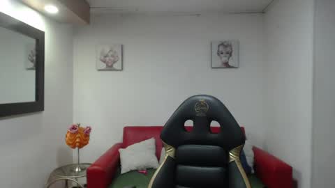 Snapshot of andy_eagleton_20 chatting on June 2026 02:36:02 AM andy_eagleton_20 online show from June 2026 02:36:02 AM