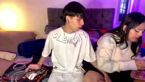 andy_emily online show from April 2026 03:27:01 PM