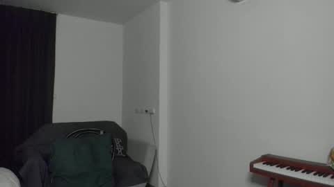 Andrew online show from April 2026 12:20:01 PM