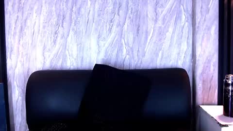 Snapshot of andy_look chatting on November 2025 05:17:02 AM Andy Look online show from November 2025 05:17:02 AM