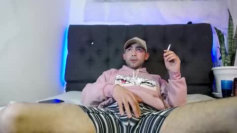 andy_magic_ online show from September 2025 03:00:02 AM