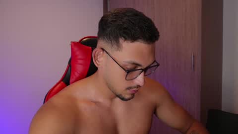 Snapshot of andy_weld chatting on September 2025 12:56:02 AM my onlyfans online show from September 2025 12:56:02 AM