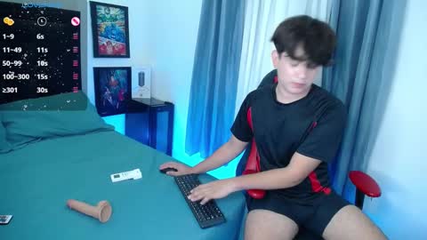 Snapshot of andyboy_19 chatting on December 2024 11:46:01 PM andy online show from December 2024 11:46:01 PM