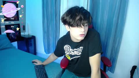 Snapshot of andyboy_19 chatting on February 2025 11:45:01 PM andy online show from February 2025 11:45:01 PM