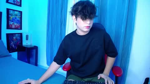 Snapshot of andyboy_19 chatting on February 2025 10:19:02 PM andy online show from February 2025 10:19:02 PM