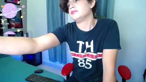 Snapshot of andyboy_19 chatting on February 2025 11:41:02 PM andy online show from February 2025 11:41:02 PM