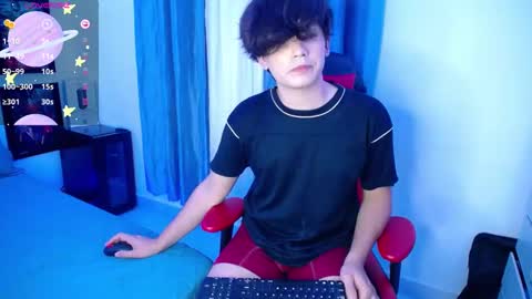 Snapshot of andyboy_19 chatting on March 2025 01:39:01 AM andy online show from March 2025 01:39:01 AM