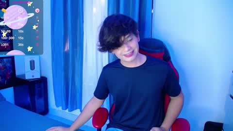 Snapshot of andyboy_19 chatting on March 2025 09:46:02 PM andy online show from March 2025 09:46:02 PM