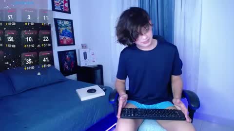 Snapshot of andyboy_19 chatting on October 2025 11:57:01 PM andy online show from October 2025 11:57:01 PM