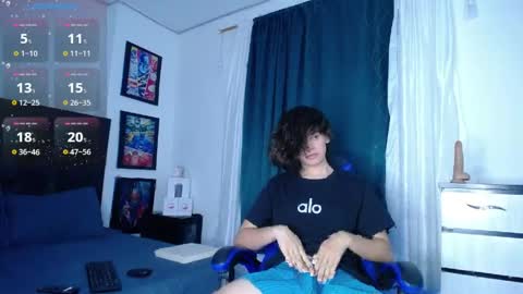Snapshot of andyboy_19 chatting on April 2026 11:53:01 PM andy online show from April 2026 11:53:01 PM