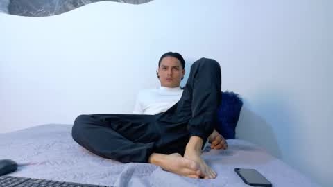 andyhot__ online show from April 2026 12:08:02 PM