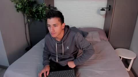 Andy Joy  online show from February 2025 10:27:02 AM