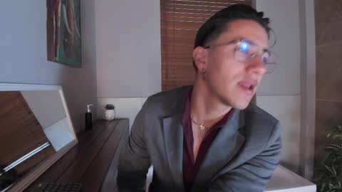 Andy Joy  online show from November 2025 11:34:02 AM