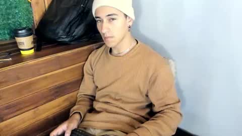 Andy Joy  online show from November 2025 11:21:01 AM