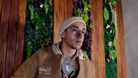 Snapshot of andyjoy_ chatting on January 2026 11:03:02 AM Andy Joy online show from January 2026 11:03:02 AM