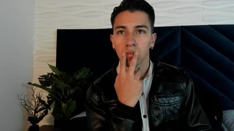 Snapshot of andyjoy_ chatting on February 2026 11:32:01 AM Andy Joy online show from February 2026 11:32:01 AM