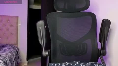 Andy online show from November 2025 02:54:02 AM