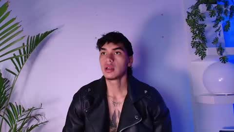 andypalmerr online show from April 2026 06:13:01 AM