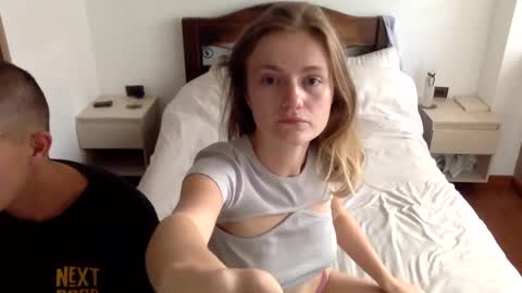 andyzuzka online show from September 2025 12:38:02 PM