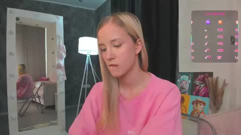 Snapshot of anellyball_ chatting on July 2026 10:21:02 AM Anelly online show from July 2026 10:21:02 AM