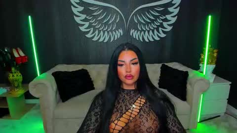 Anne online show from November 2025 06:50:01 PM