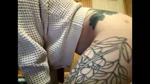 aneoakley online show from December 2025 12:56:01 PM