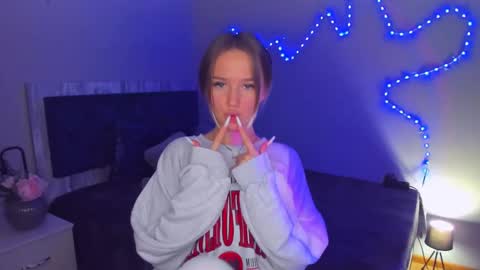 Anfisa online show from February 2025 08:27:02 PM