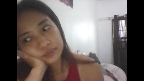 Snapshot of ange011 chatting on April 2026 07:27:01 AM ange011 online show from April 2026 07:27:01 AM