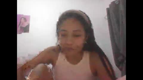 Snapshot of ange011 chatting on April 2026 11:49:01 AM ange011 online show from April 2026 11:49:01 AM