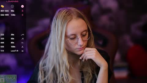 Snapshot of angeellina chatting on December 2024 10:01:02 PM angeellina online show from December 2024 10:01:02 PM