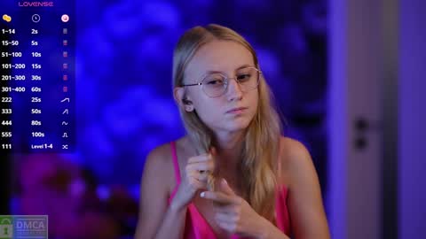 Snapshot of angeellina chatting on December 2024 07:34:02 PM angeellina online show from December 2024 07:34:02 PM