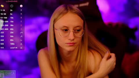 Snapshot of angeellina chatting on January 2025 11:59:01 PM angeellina online show from January 2025 11:59:01 PM