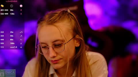 Snapshot of angeellina chatting on January 2025 09:25:01 PM angeellina online show from January 2025 09:25:01 PM