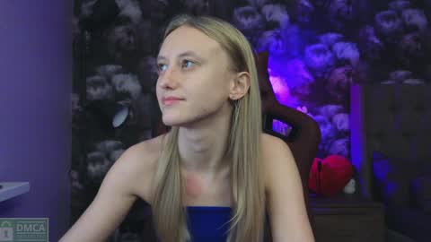 Snapshot of angeellina chatting on January 2025 01:39:02 AM angeellina online show from January 2025 01:39:02 AM