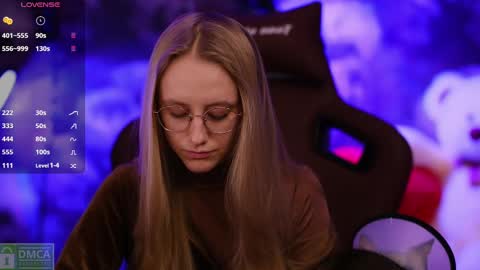 Snapshot of angeellina chatting on February 2025 10:59:01 PM angeellina online show from February 2025 10:59:01 PM