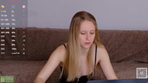 Snapshot of angeellina chatting on February 2026 08:35:02 AM angeellina online show from February 2026 08:35:02 AM