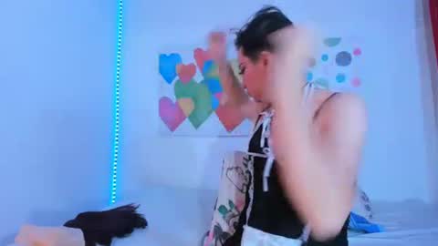 AngiePerry online show from November 2025 11:54:01 AM