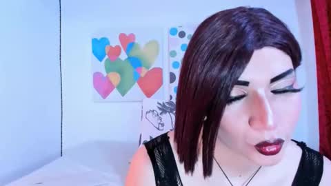 AngiePerry online show from November 2025 12:48:02 PM