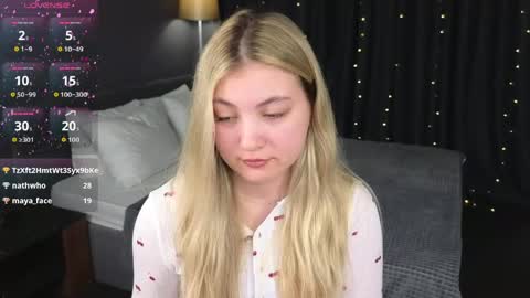 Snapshot of angel__grace chatting on May 2026 11:01:04 PM Grace online show from May 2026 11:01:04 PM