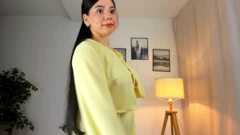 angel__kim online show from April 2026 05:22:02 PM