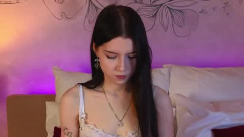 Snapshot of angel__rossee chatting on May 2026 04:12:02 PM Rose 18 New here online show from May 2026 04:12:02 PM
