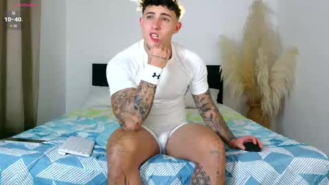 angel_boy01 online show from October 2025 10:36:01 PM