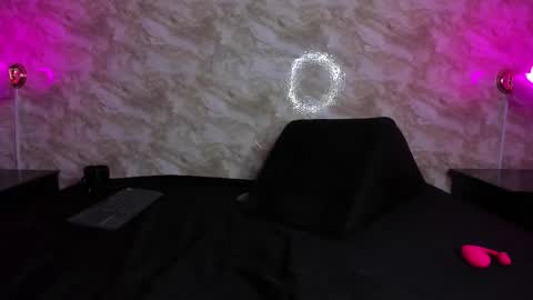 Angel Cuervo online show from October 2025 12:28:01 PM