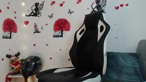 Angel Curl online show from January 2025 06:46:01 PM