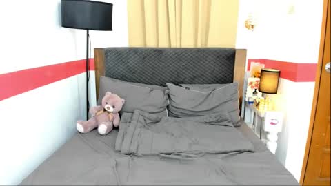 Angel online show from December 2024 01:25:01 AM